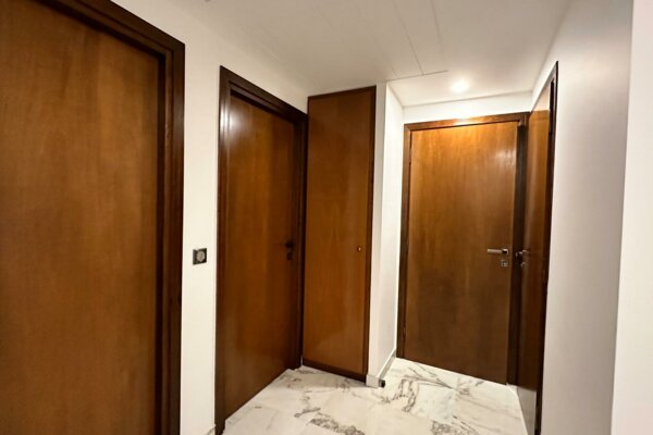 MONACO CARRÉ D'OR 2 PIECES EN USAGE MIXTE AVEC CAVE ET PARKING