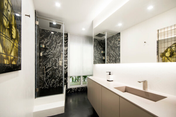 MONACO PORT HERCULE RUSCINO 4 PIECES AVEC UNE VUE SUR LE PORT